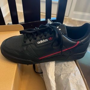 Adidas new in box Continental 80 sz. 6.5